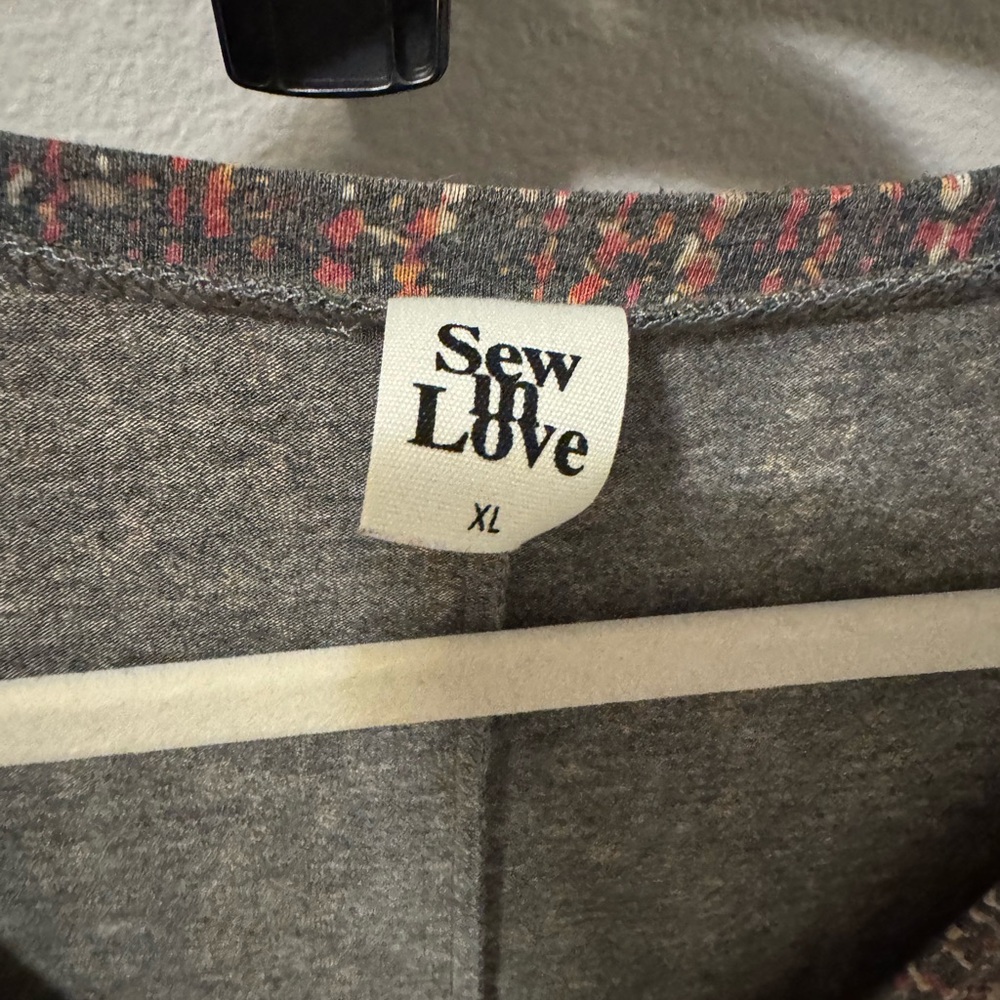 Comfy Tee - Picture 4 of 4
